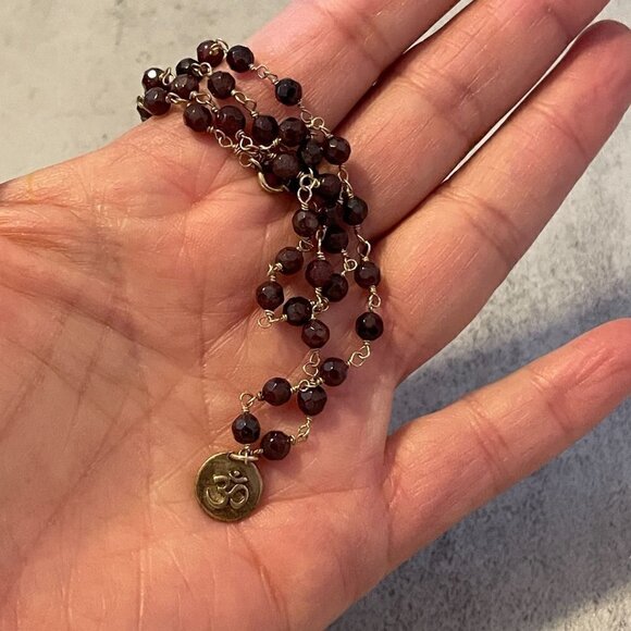 OHM OM Medallion Genuine Garnet Bead .925 Sterling Vermeil Pendant Necklace - Picture 3 of 5